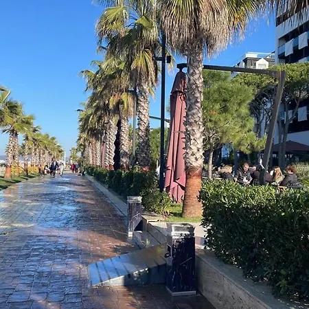 شقة Costal Charm *