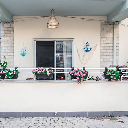 Apartament Costal Charm Golem (Tirana)
