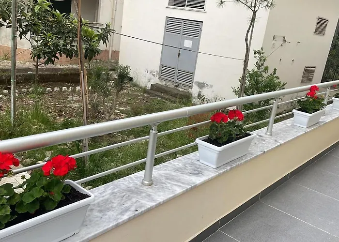 Costal Charm Apartamento Golem (Tirana)