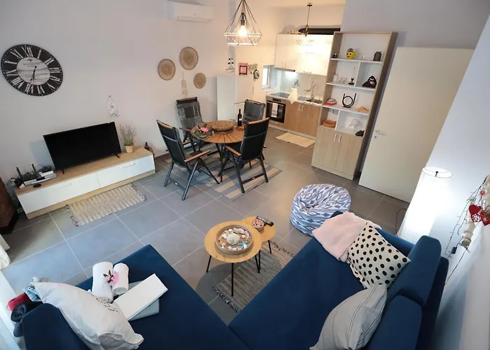 Costal Charm Apartamento Golem (Tirana)