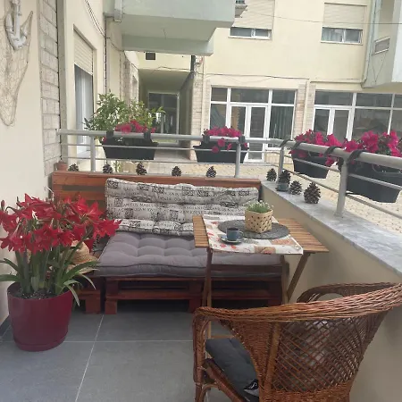 Costal Charm Apartment Golem (Tirana)