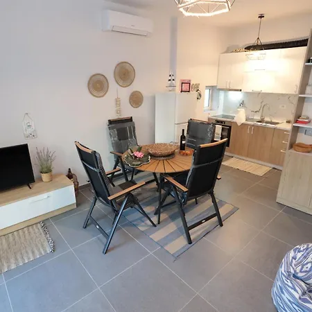 Costal Charm Apartment Golem (Tirana)